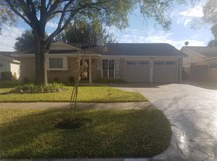 850 Seafoam Rd, Houston, TX 77062