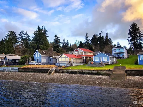 29439 Beach Drive NE, Poulsbo, WA 98370