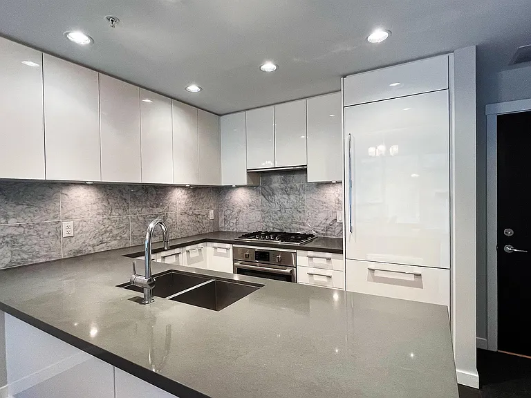 5628 Birney Ave #11XX — Photo 6