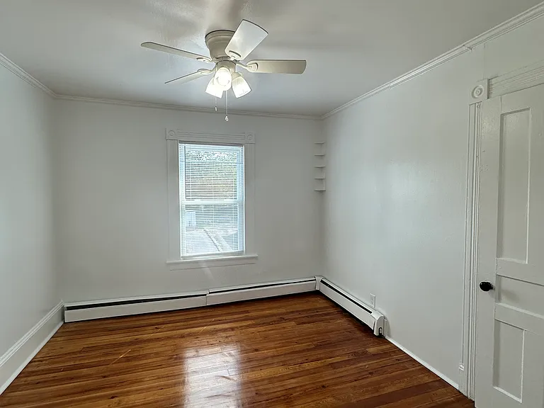 35 Maud St #2 — Photo 13