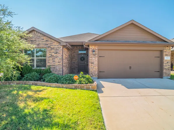 756 Walls Blvd, Crowley, TX 76036