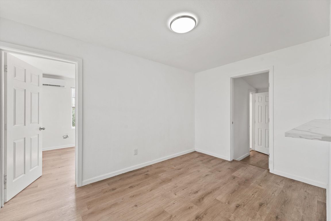 next background image