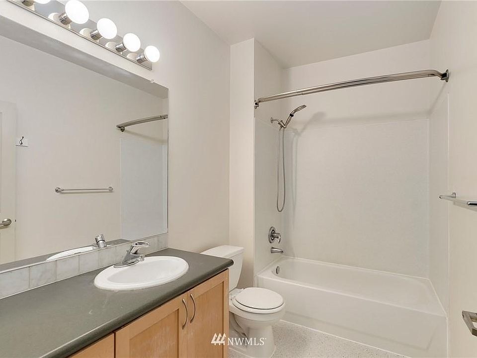 1st image of 118 107th Ave NE Unit B411