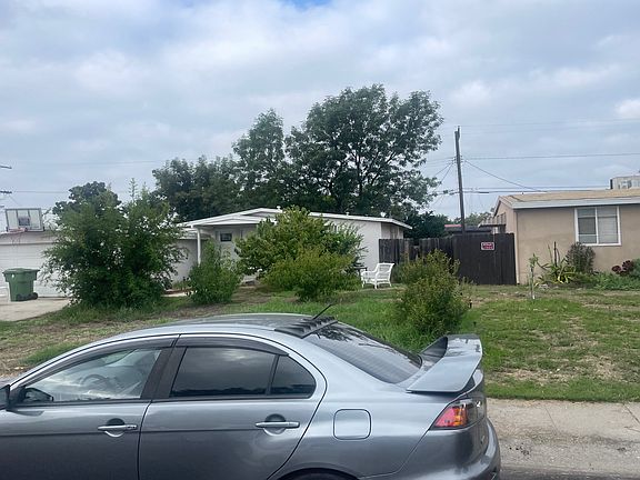 2nd image of 8509 Matilija Ave