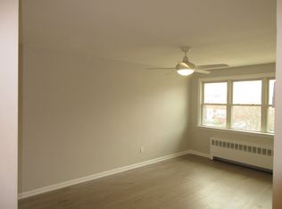 1520 Kennellworth Pl, Bronx, NY 10465
