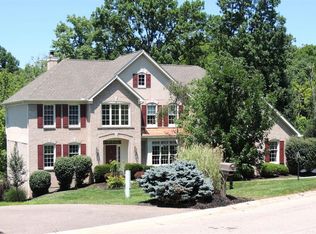 595 Ridgestone Dr, Cincinnati, OH 45255