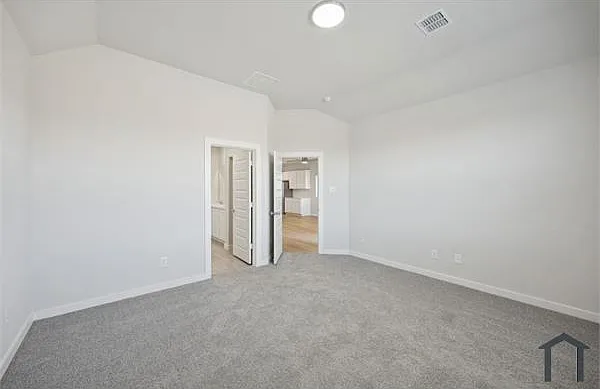 517 Green Gables Dr — Photo 6