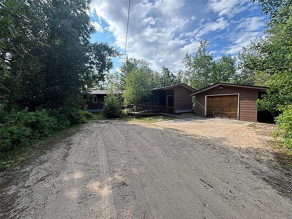 2nd image of 26 Nicklaus Dr
