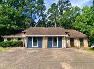 106 Raintree Ct #106, Lufkin, TX 75904