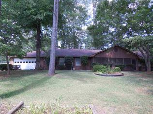 210 Pine Cove Dr, Inman, SC 29349