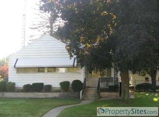 2014 S Carlisle St, South Bend, IN 46613