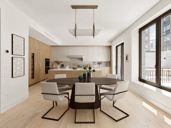 428 West 19th Street image 4 of 21