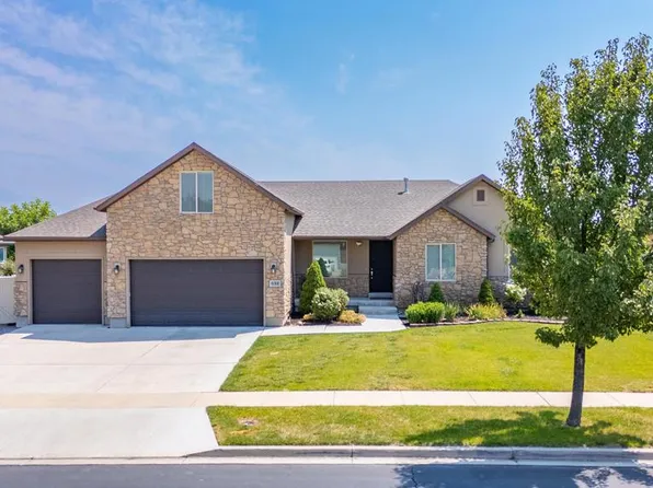 632 N Badger Ln, Saratoga Springs, UT 84045
