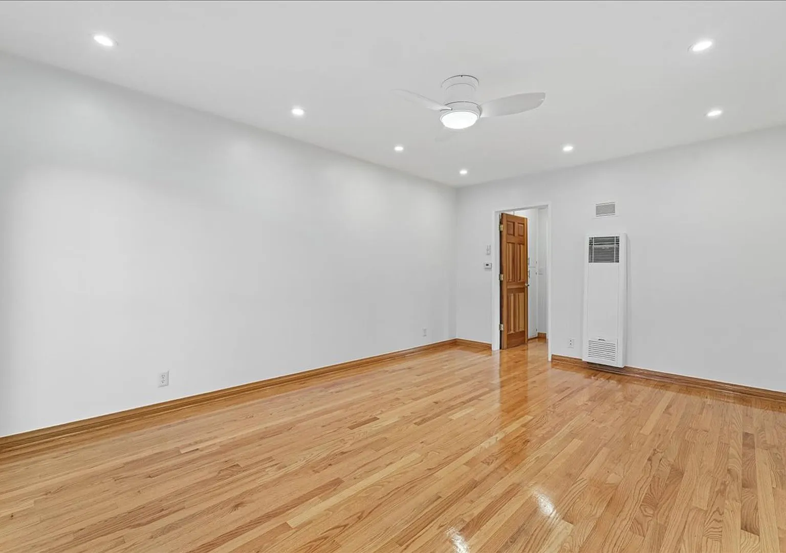 Beautiful Venice Apartment | Private Entrance & Patio | Minutes from Abbot Kinney! — Photo 3