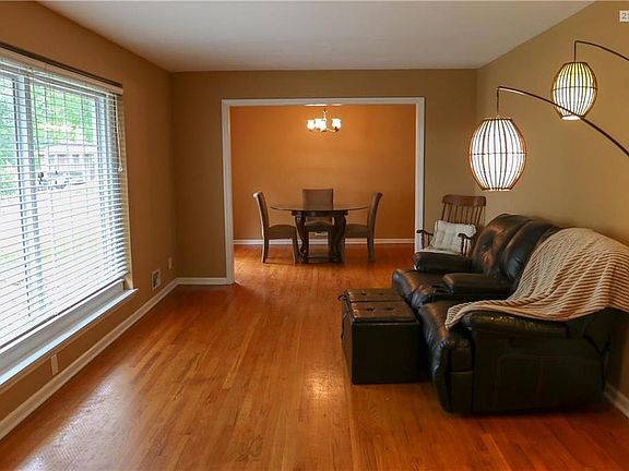4th image of 6405 Hardy Ave