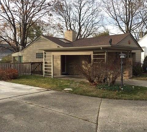 3rd image of 1817 Clifton Ave