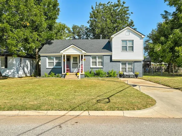 1901 Hasley Dr, The Village, OK 73120
