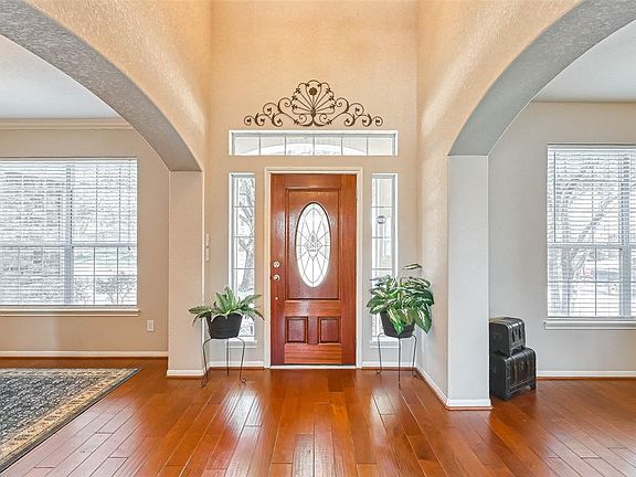 5th image of 7822 Ravens Point Dr