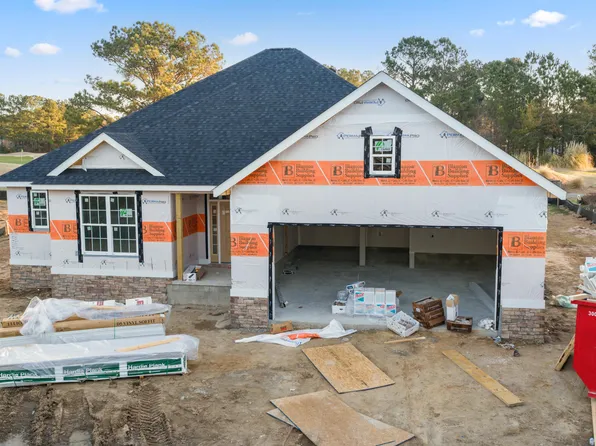 136 S Middleton Drive NW, Calabash, NC 28467