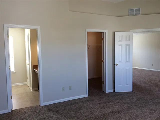 1413 Softwind Dr — Photo 6