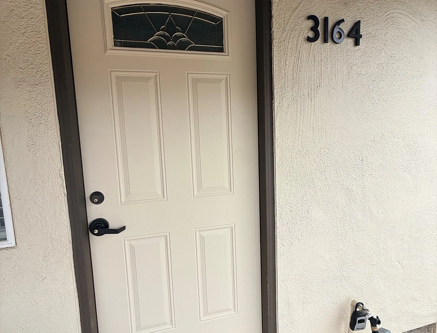 2 bed, 863 sqft, $3,095 — Photo 1