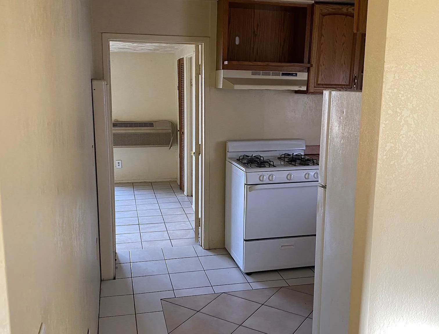W Roger Rd, Tucson — Photo 3