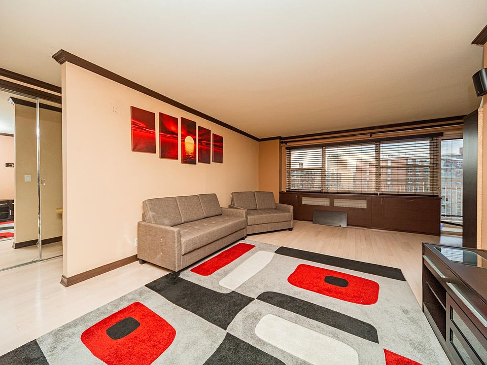 1st image of 2925 W 5th St APT 21