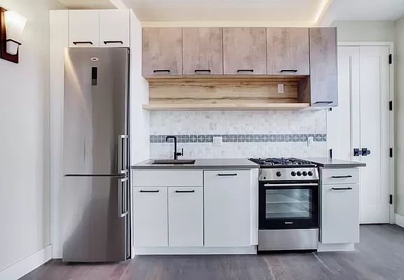 2nd image of 82 S 6th St APT 6A