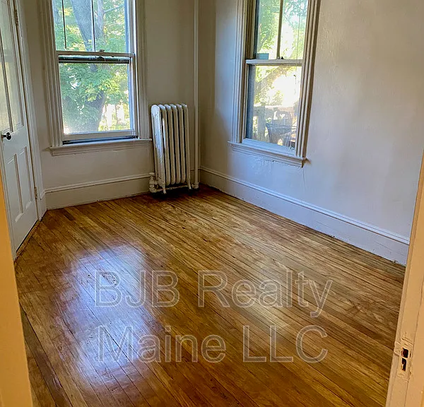 596 Preble St #4 — Photo 12