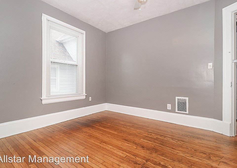 1st image of 1334 W 89th St #Up