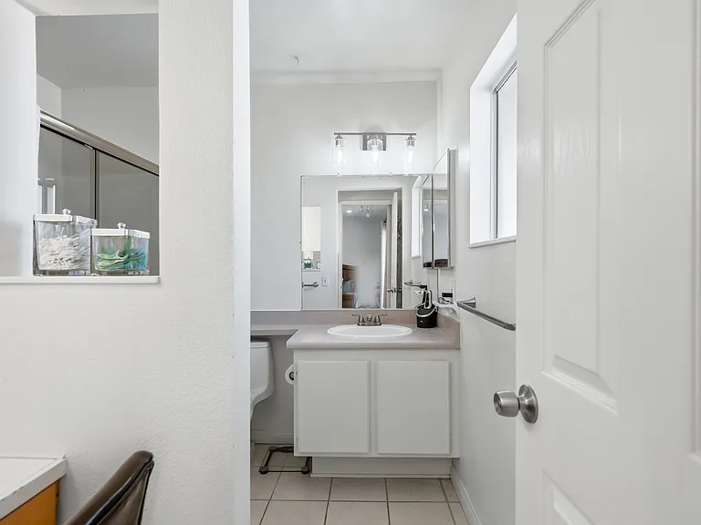14 Nadine Ct — Photo 20