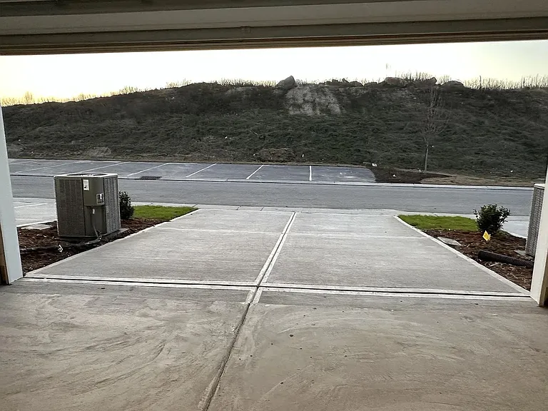 2232 Kasota Ln — Photo 36