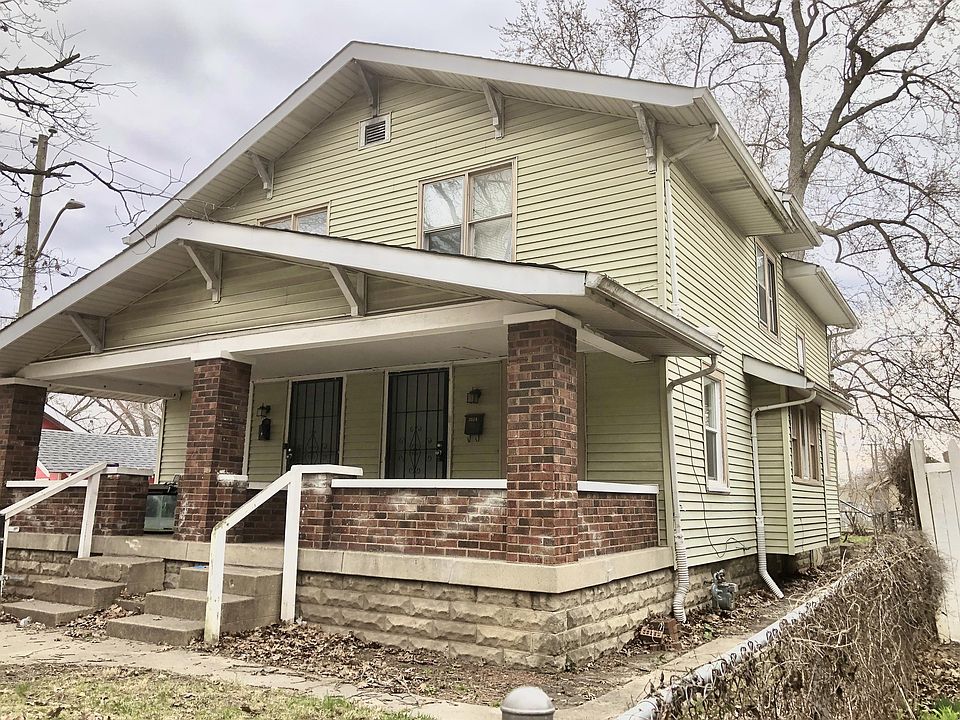 1st image of 2512 E 17th St #2514