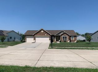 3419 Navajo Trl, Shiloh, IL 62221
