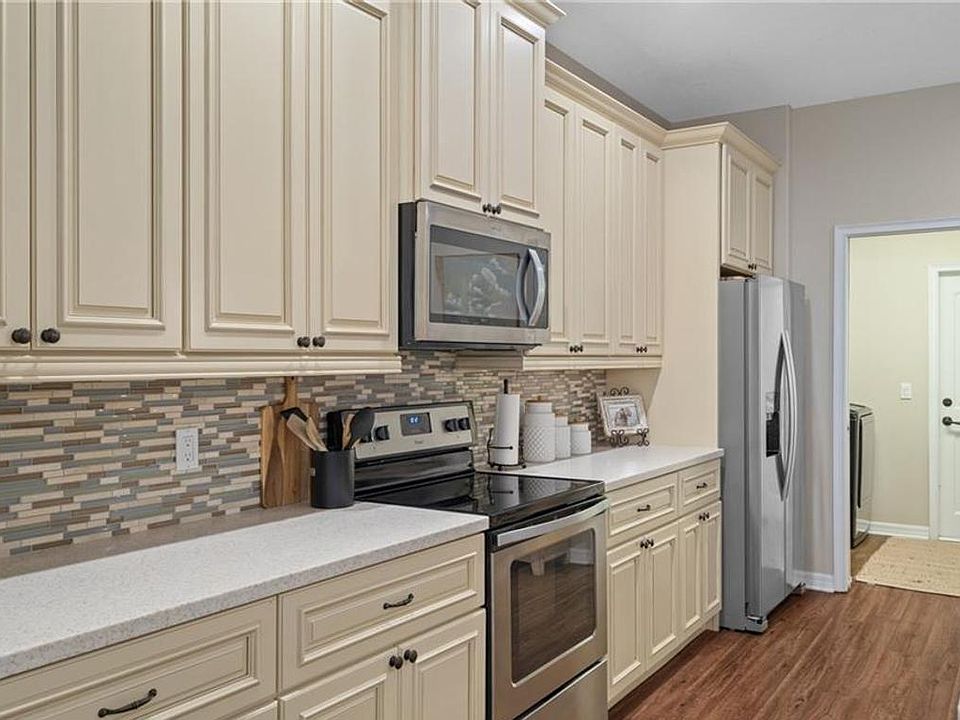 1st image of 3014 W Camilo Dr