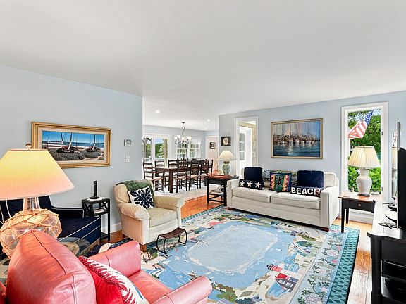 5th image of 135 Surfside Rd