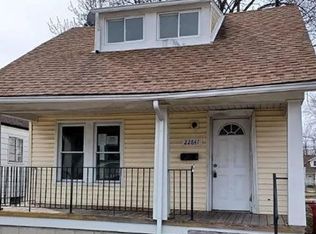 22841 Rein Ave, Eastpointe, MI 48021