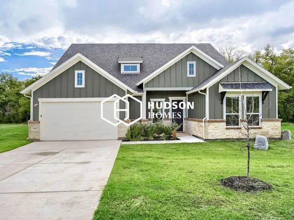 1045 Salvation Dr, Weatherford, TX 76088