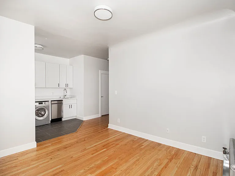 516 Ellis — Photo 4