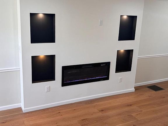 5th image of 7825 Rugby St