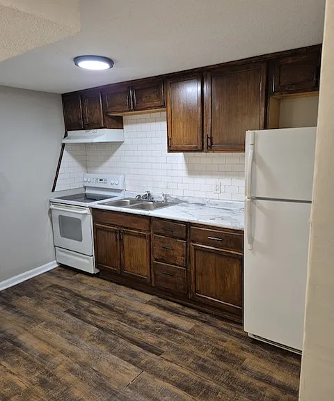 4518 Izard St #1A — Photo 2