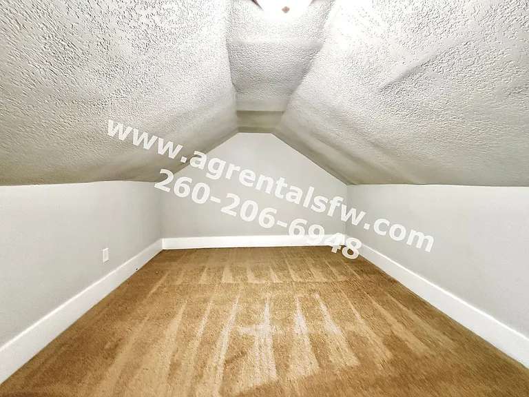 1915 Ellen Ave — Photo 10