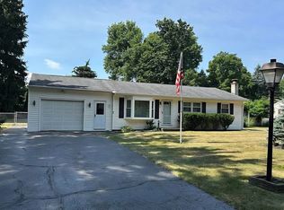 6 Cullens Run, Pittsford, NY 14534