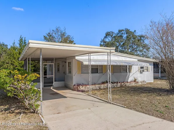 8301 Highpoint Blvd, Brooksville, FL 34613