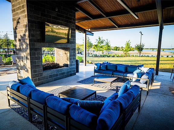 7th image of this home