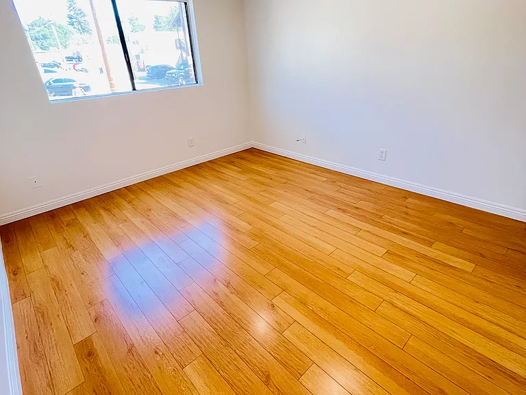 2425 Canada Blvd #106 — Photo 28