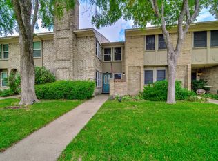 727 Towne House Ln, Richardson, TX 75081
