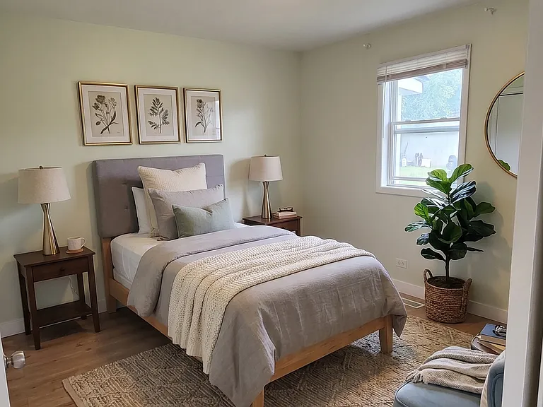 N1355 Thistle Dr — Photo 17