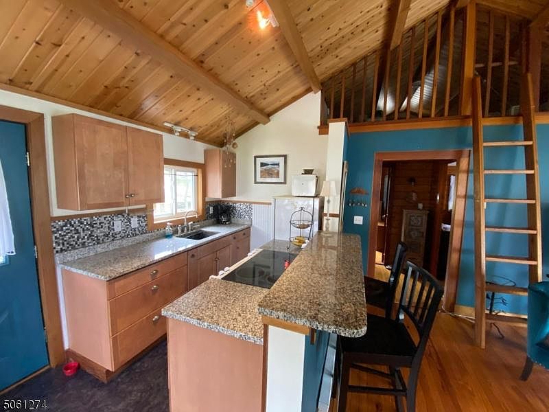 31 Pinecliff Lake Dr, West Milford, NJ 07480 Zillow