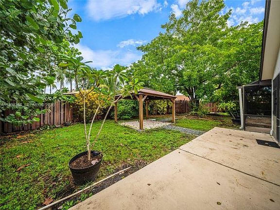 3rd image of 15531 SW 54th Ter